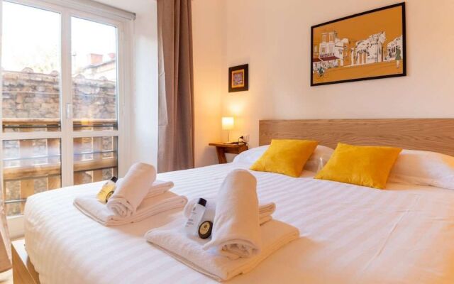 Domus Domi Barberini Sq