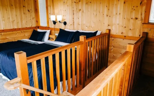 Lakeview Cabin with Boat Slip