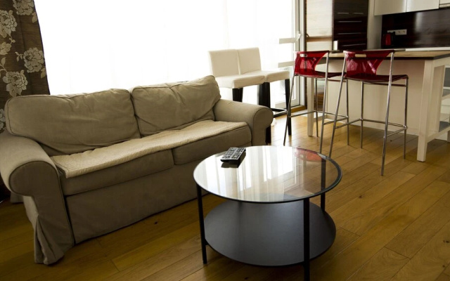 Platinum Towers Warsaw Apartments