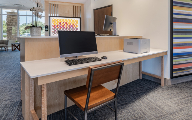 Holiday Inn Express & Suites Ruskin by IHG