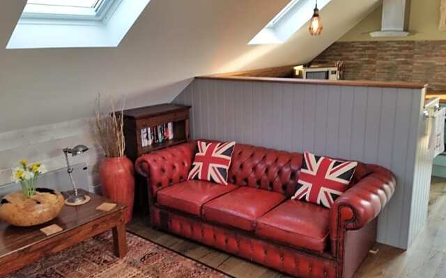 Little Orchard House