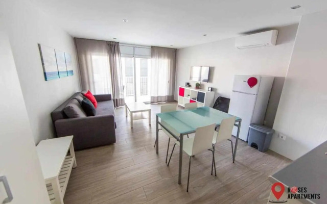 Roses Apartments Estudio 1 vista mar lateral