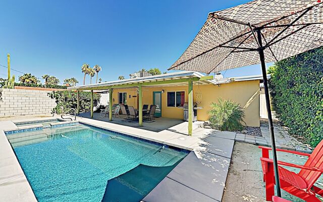 New Listing! Movie Colony Oasis W/ Pool & Spa 3 Bedroom Home