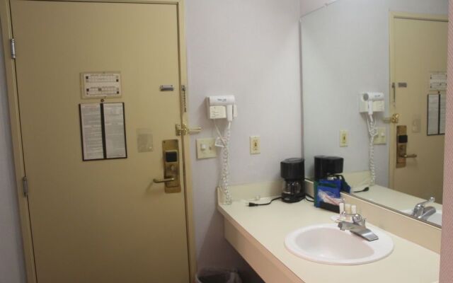 Howard Johnson East Syracuse