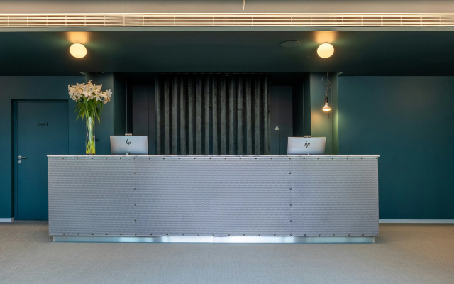 Cenica Porto Hotel, Curio Collection by Hilton