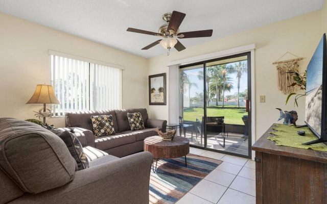 Ocean Village Club N12