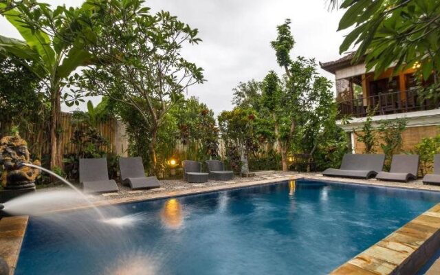 Tropical Bali Hotel