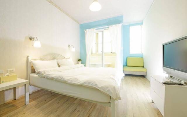 Slow Hostel III