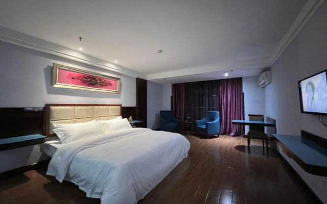 Liaocheng Dadong Business Hotel