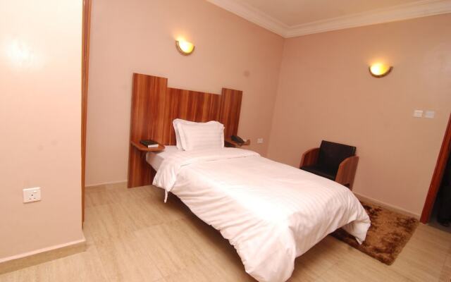 Fisher Suites and Apartments