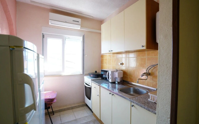 Lile - Comfortable 3 Bedroom Apartment - A1