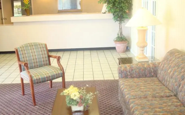 Americas Best Inn - Perry