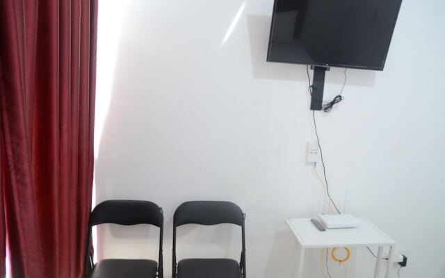 Comfy Studio Poris 88 Apartment