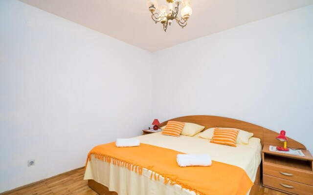 Beautiful Apartment in Dubrovnik With Wifi and 1 Bedrooms