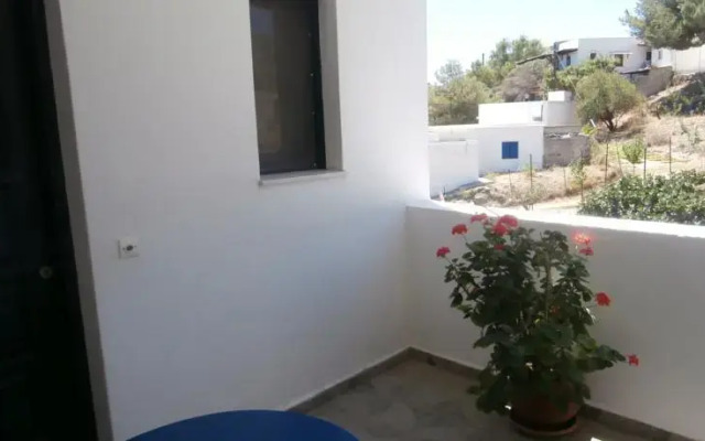 Glafki Rooms Syros