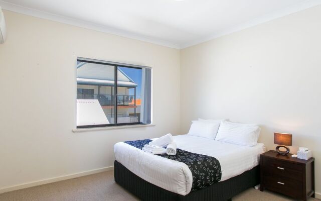 Beach Rd Villas by Rockingham Apartments