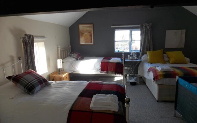 The Red Lion Inn Madley