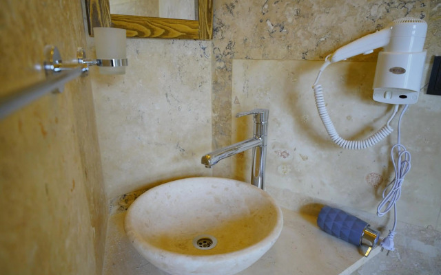 Vezir Cave Suites