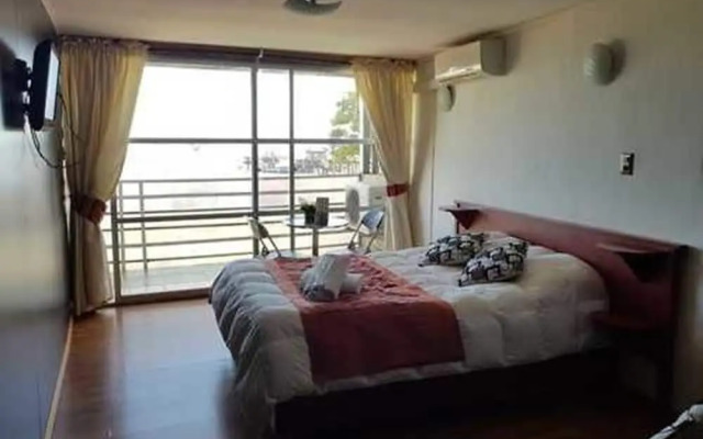Hotel Aurora Tome