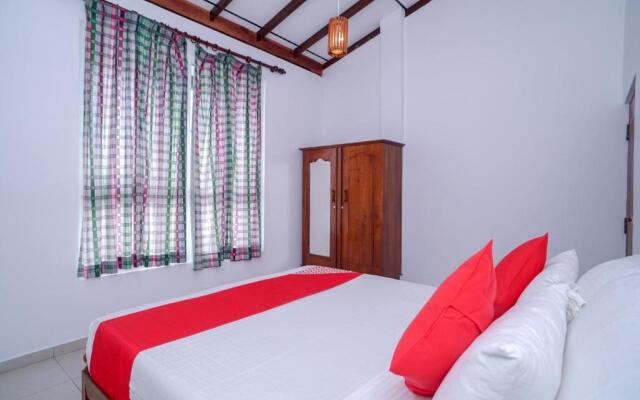 Oyo 435 Moon Beach Villa