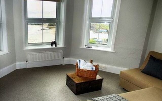 Cliff House - B&B
