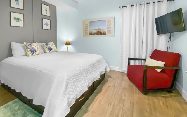 Tidewater #311 2 Bedroom Condo by RedAwning