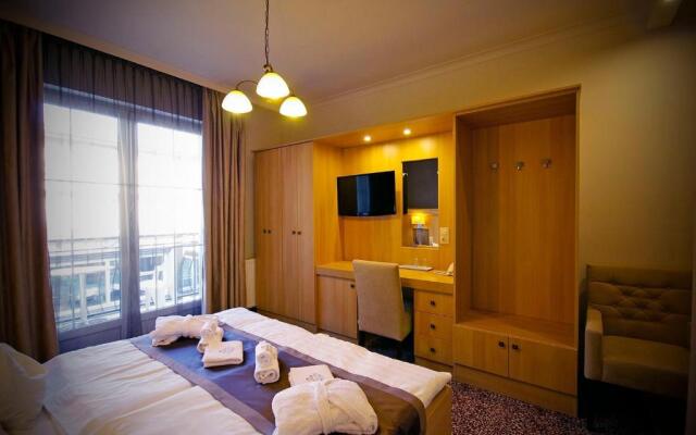 Xavin Hotel