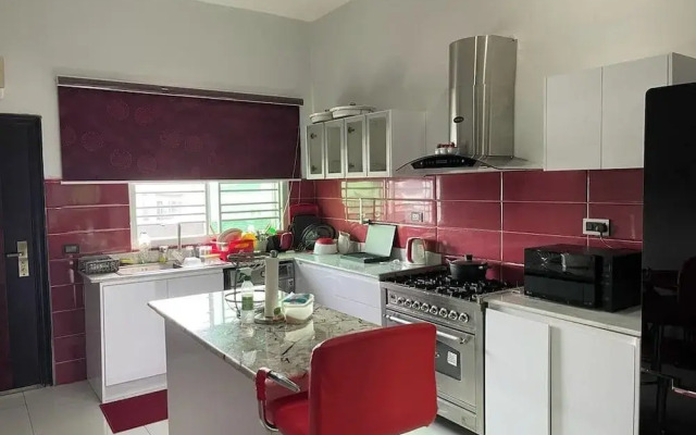 Souz Suites and Apartments