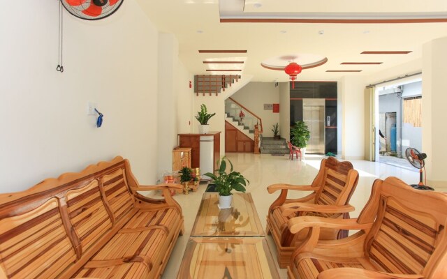 Phat Tai Hotel And Apartment by Oyo Rooms