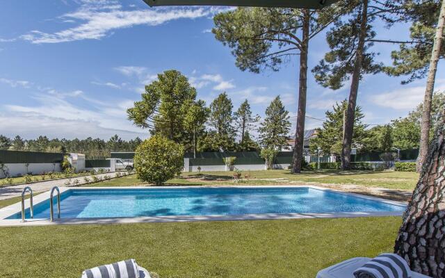 Villa Maia (AL) in Corroios