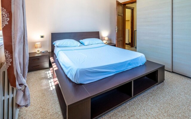 Awesome Apartment in Lucca With 2 Bedrooms