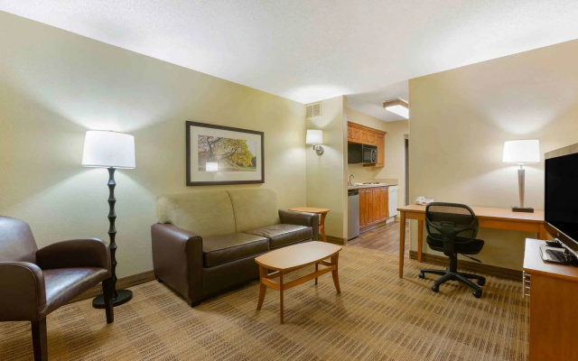 Studio 6 Extended Stay Findlay Tiffin Avenue OH