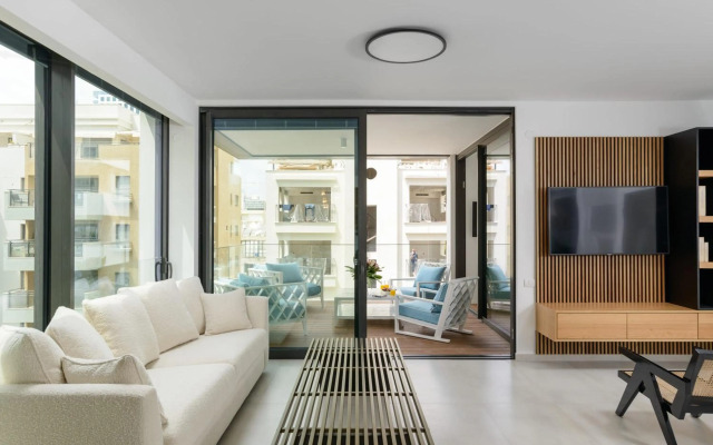 Wood Up by HolyGuest