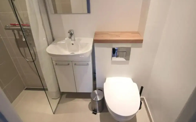 Great 2-bed w Balcony in Charlottenlund