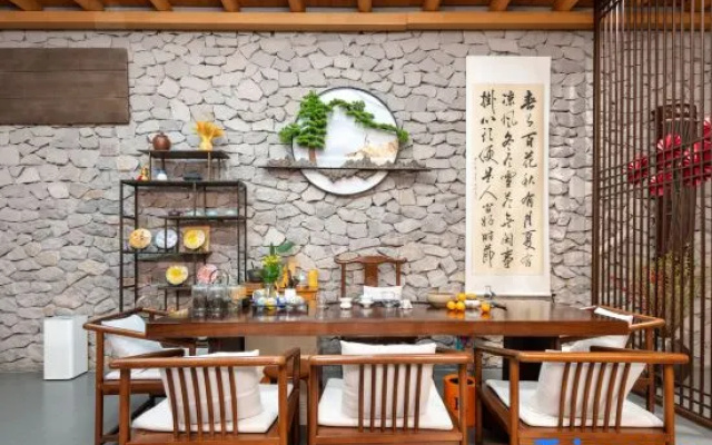 Liusu Inn
