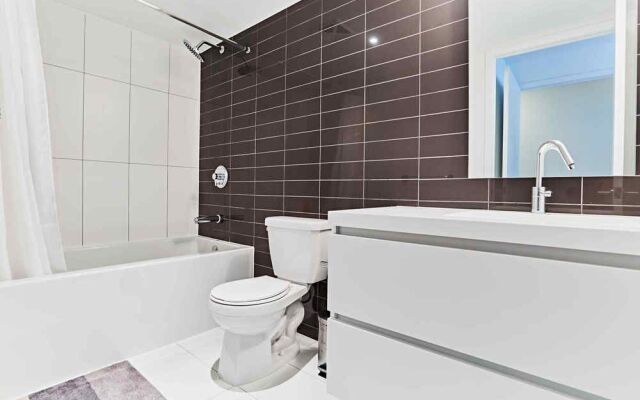 2 Storey Downtown Townhouse