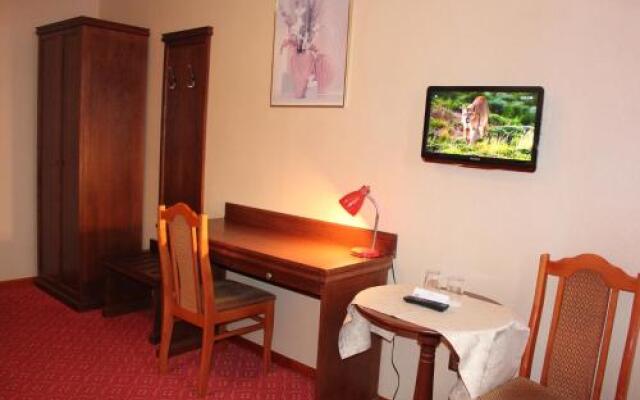 Hotel Zajazd Polonez