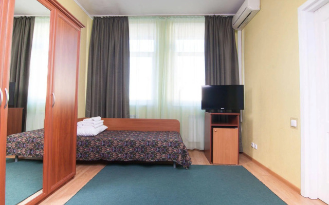 Mini hotel on Geroiv Energetykiv,18