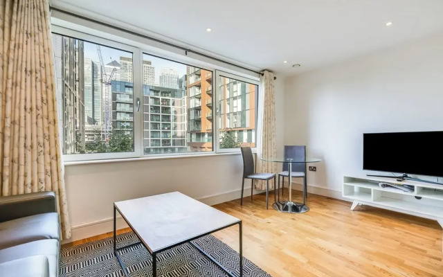 Two Bedroom Apartment in Canary Wharf