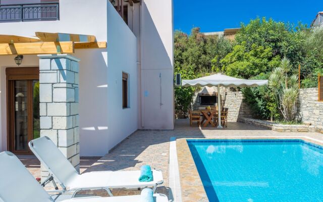 Villas Roumeli