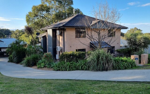 Blue Wren Lodge Waratah