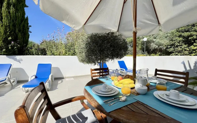 Vilamoura Club Villa 1 by Homing