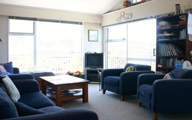 Twin Views - Waihi Beach Holiday Home