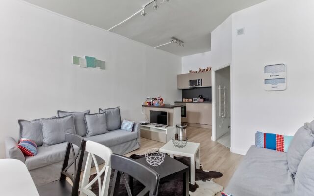 33 - Flat Av des Champs-Élysées