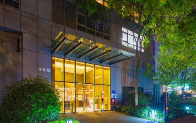 WIFC Taikoo Yunxuan International Apartment (Chunxi Road West International Financial Center Branch) – Exterior – Chengdu