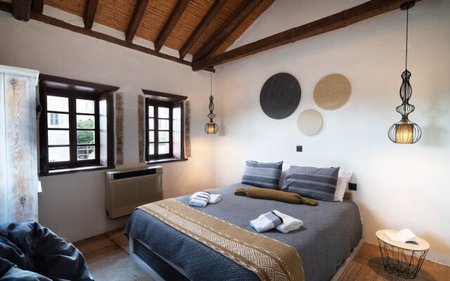 Menexes Suites Monemvasia