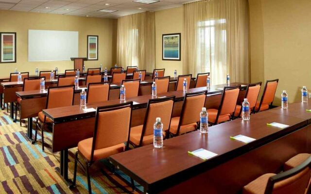 Fairfield Inn & Suites Fayetteville North