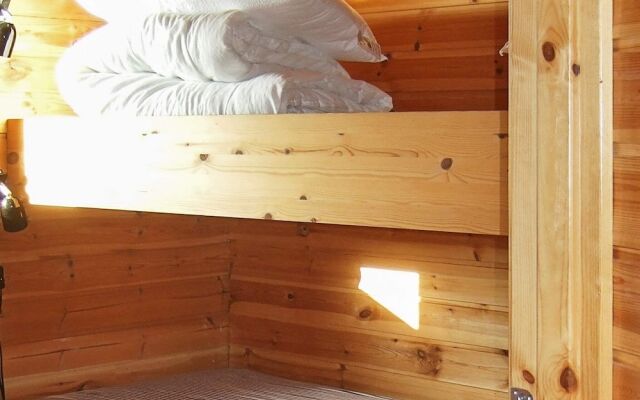 6 Person Holiday Home in Rebbenes