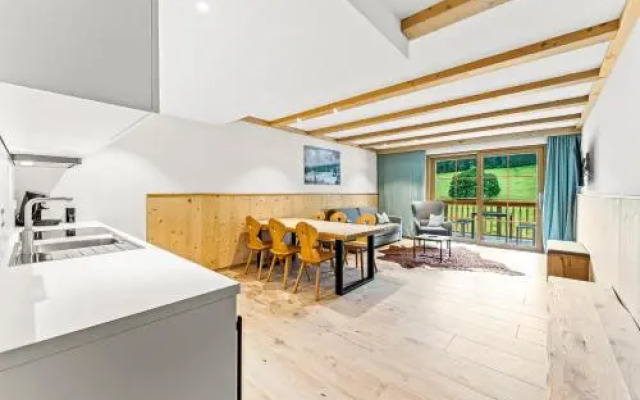 Schwarzenbach - Apartments & Rooftop Pool