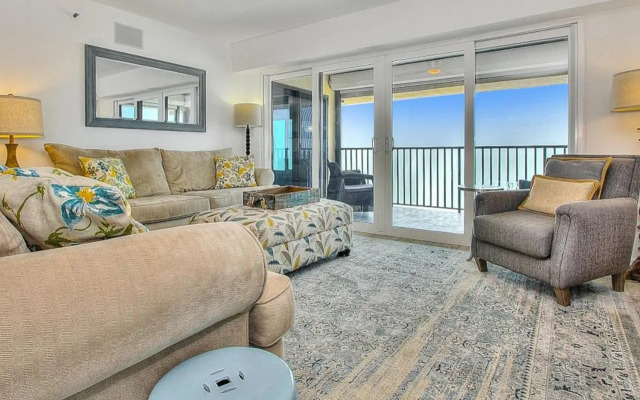 Shore House 502